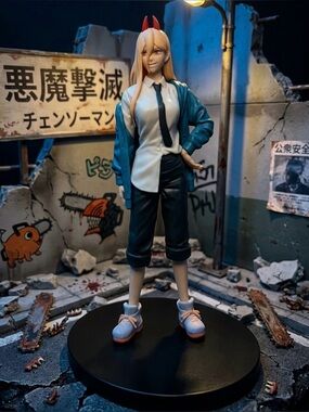 ❤️ Power Figurine from Anime Chainsaw Man with Red Horns ❤️
